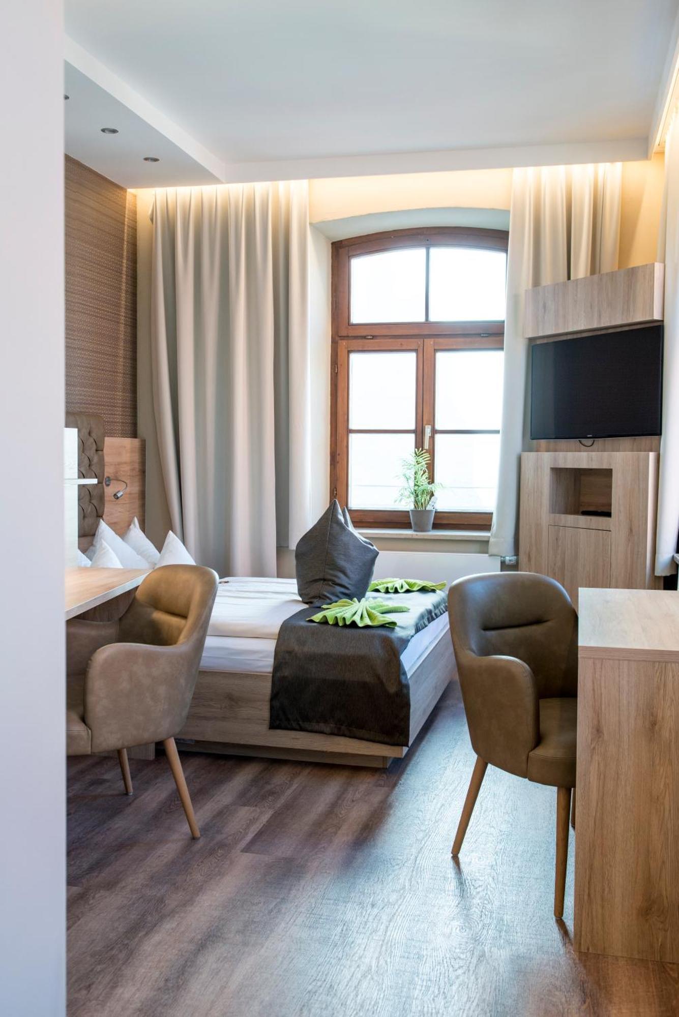Hotel Angerbraeu Murnau am Staffelsee Zewnętrze zdjęcie