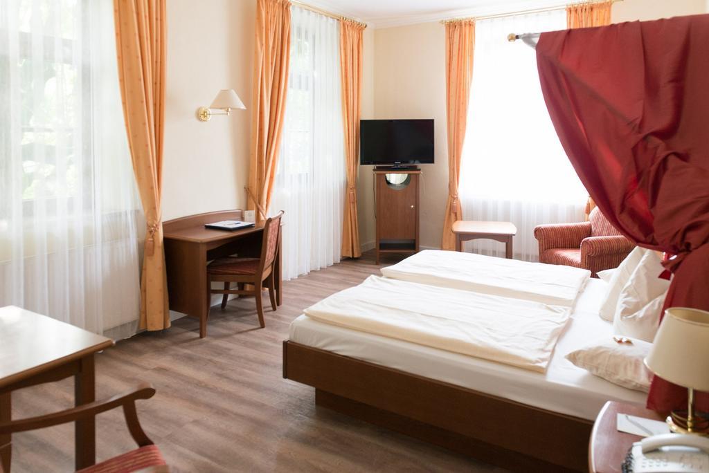 Hotel Angerbraeu Murnau am Staffelsee Zewnętrze zdjęcie