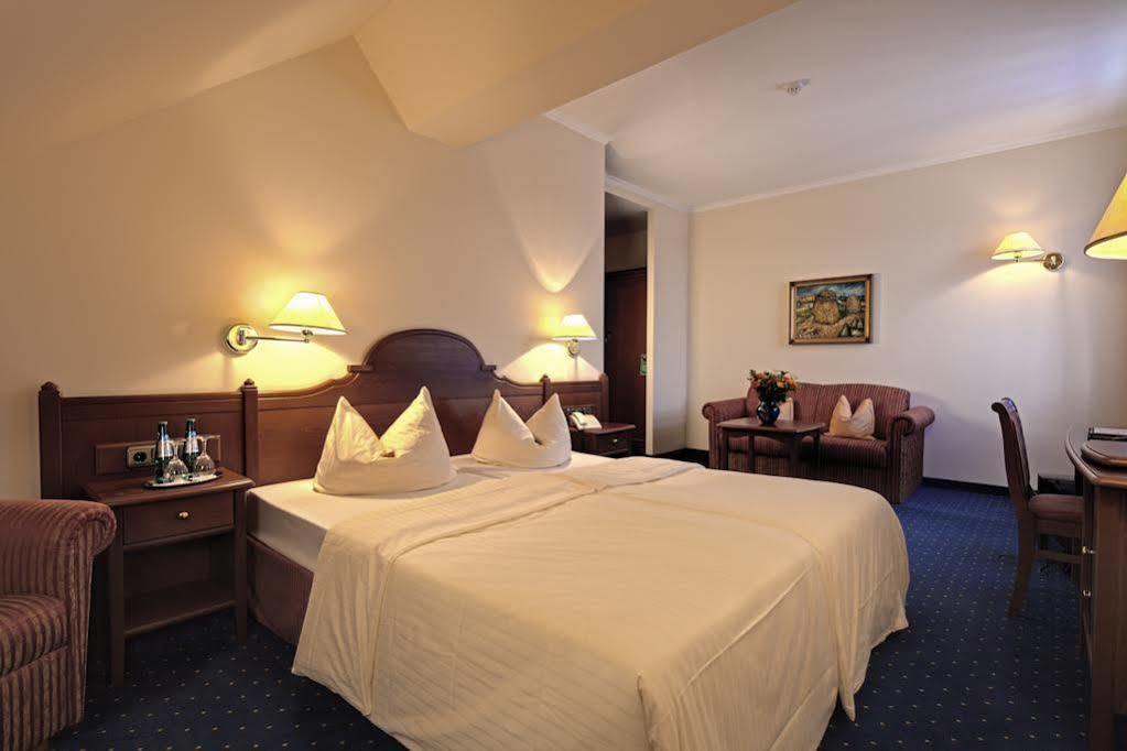 Hotel Angerbraeu Murnau am Staffelsee Zewnętrze zdjęcie